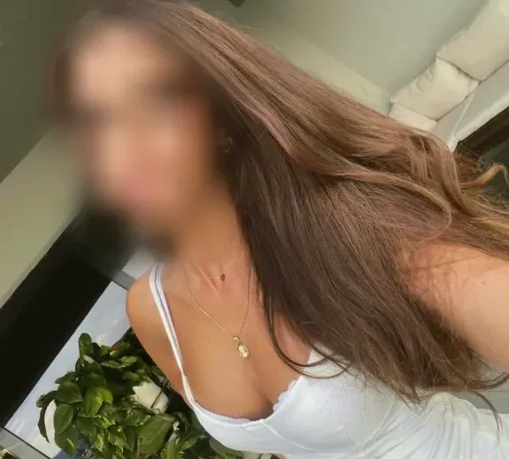 Aylin, 30