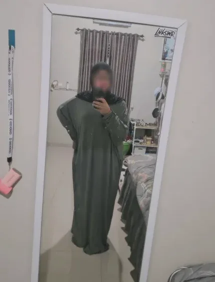 Emilia, 26