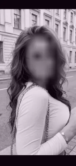 Fabienne, 29