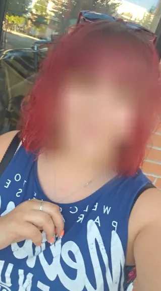 Fiona, 28