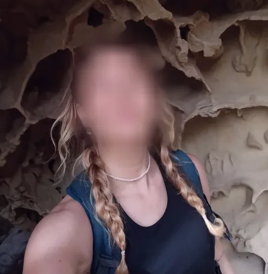 Maja, 29