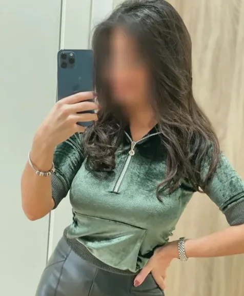Merve, 28