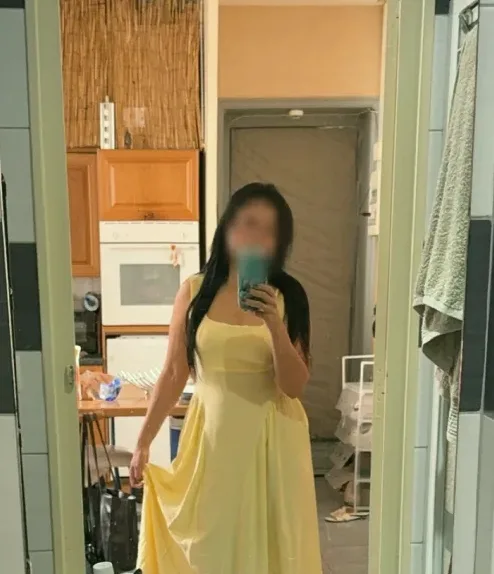 Nora, 32