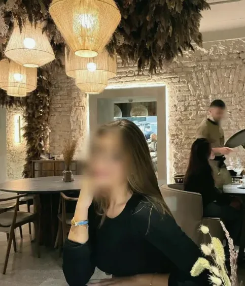 Nora, 25