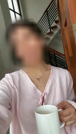 Nora, 30