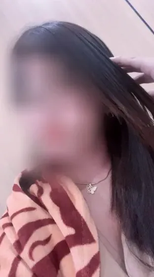 Paula, 34