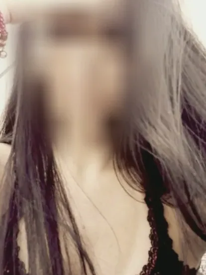Sina, 36