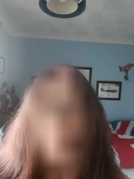 Tanja, 24