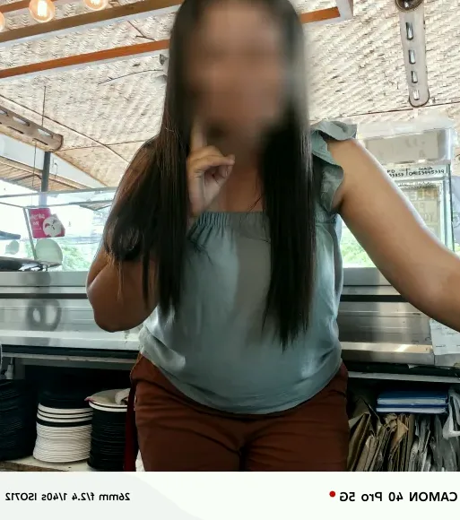 Theresa, 33